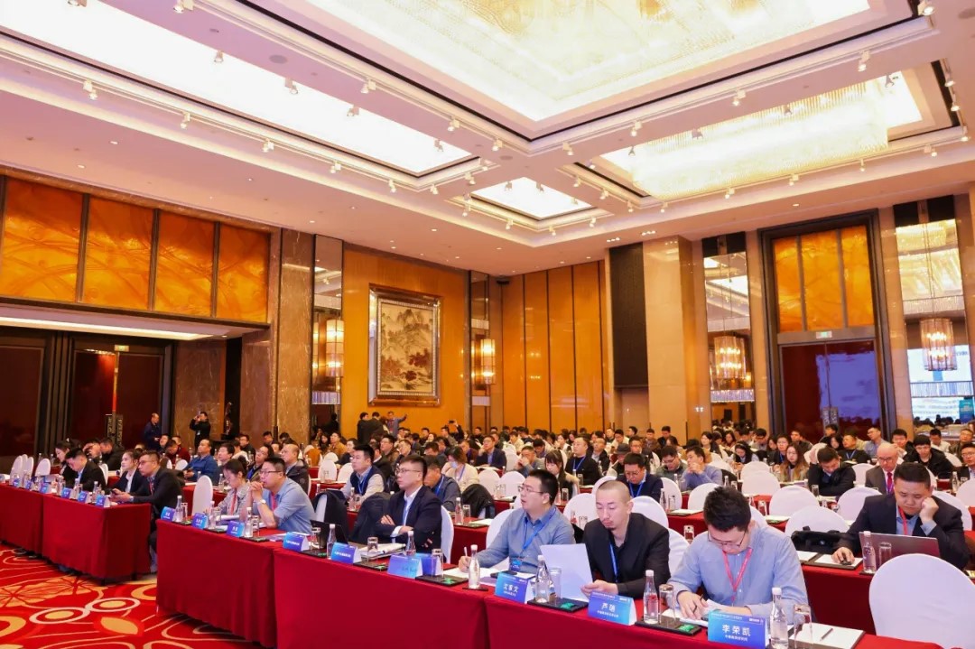 1740616809637586.jpg 2.jpg